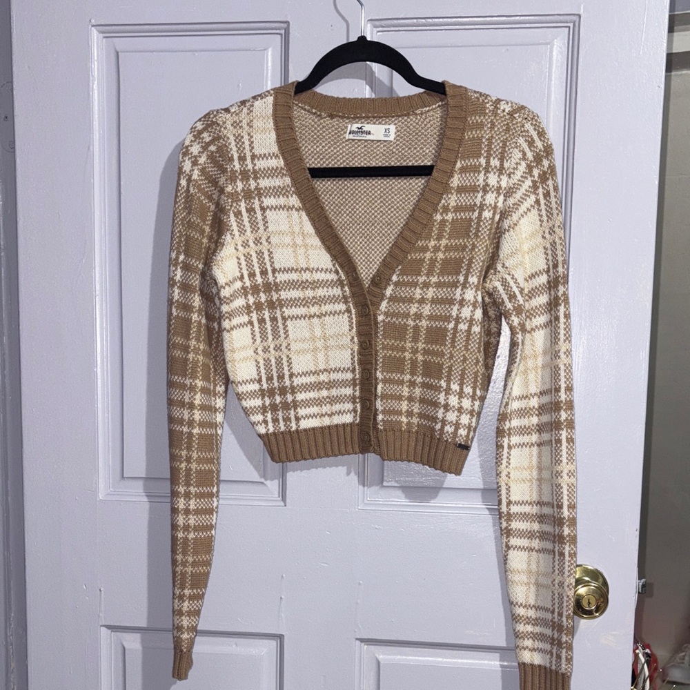 Hollister Plaid V-Neck Cardigan - Tan and Cream